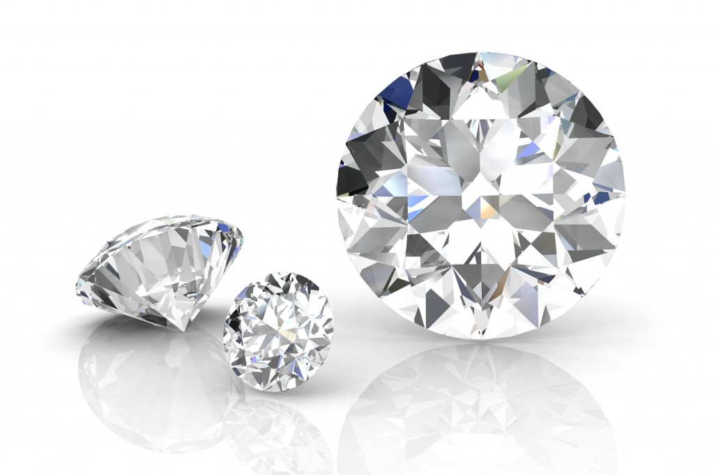 本日より４月でございます！誕生石のダイヤモンドの高価買取キャンペーン開催！！