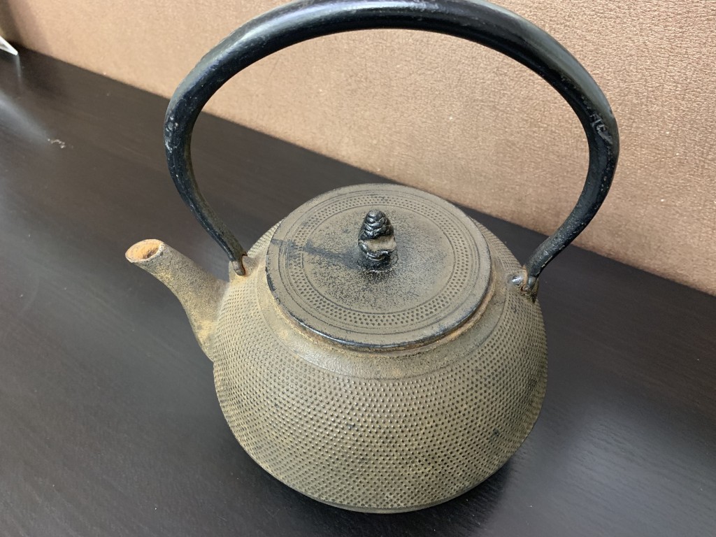 鉄瓶買取/おたからや箕面店/銀瓶買取/茶道具買取/箕面市/池田市/豊中市/川西市のお客様