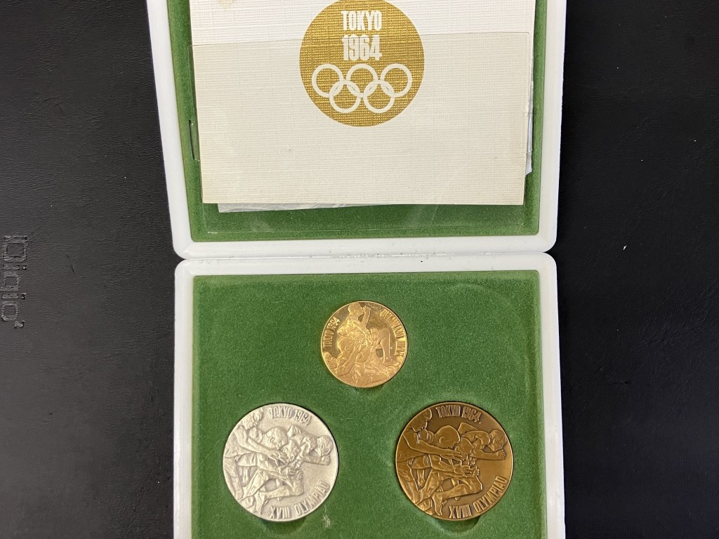 記念メダル買取/おたからや箕面店/東京五輪記念メダル/遺品整理/箕面市/池田市/豊中市のお客様