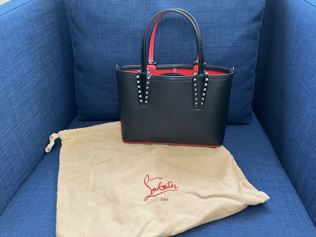 クリスチャンルブタン買取/おたからや箕面店/ブランド買取/バッグ買取/箕面市/池田市のお客様