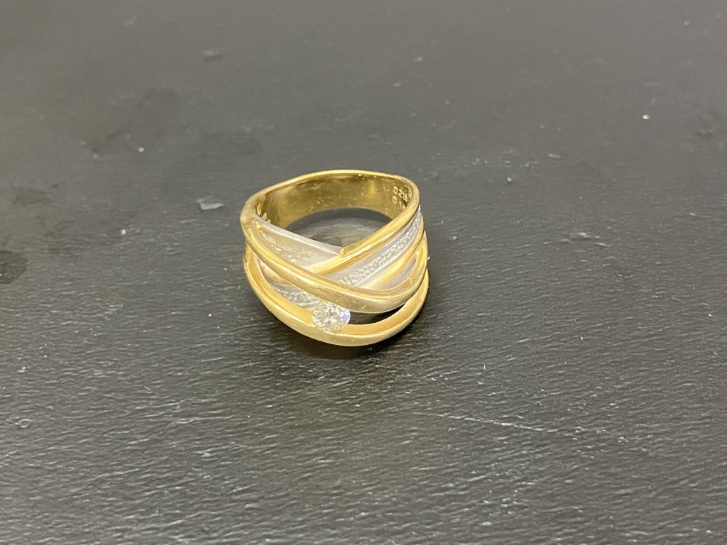 金買取/おたからや箕面店/プラチナ買取/ダイヤ買取/遺品整理/箕面市/池田市のお客様