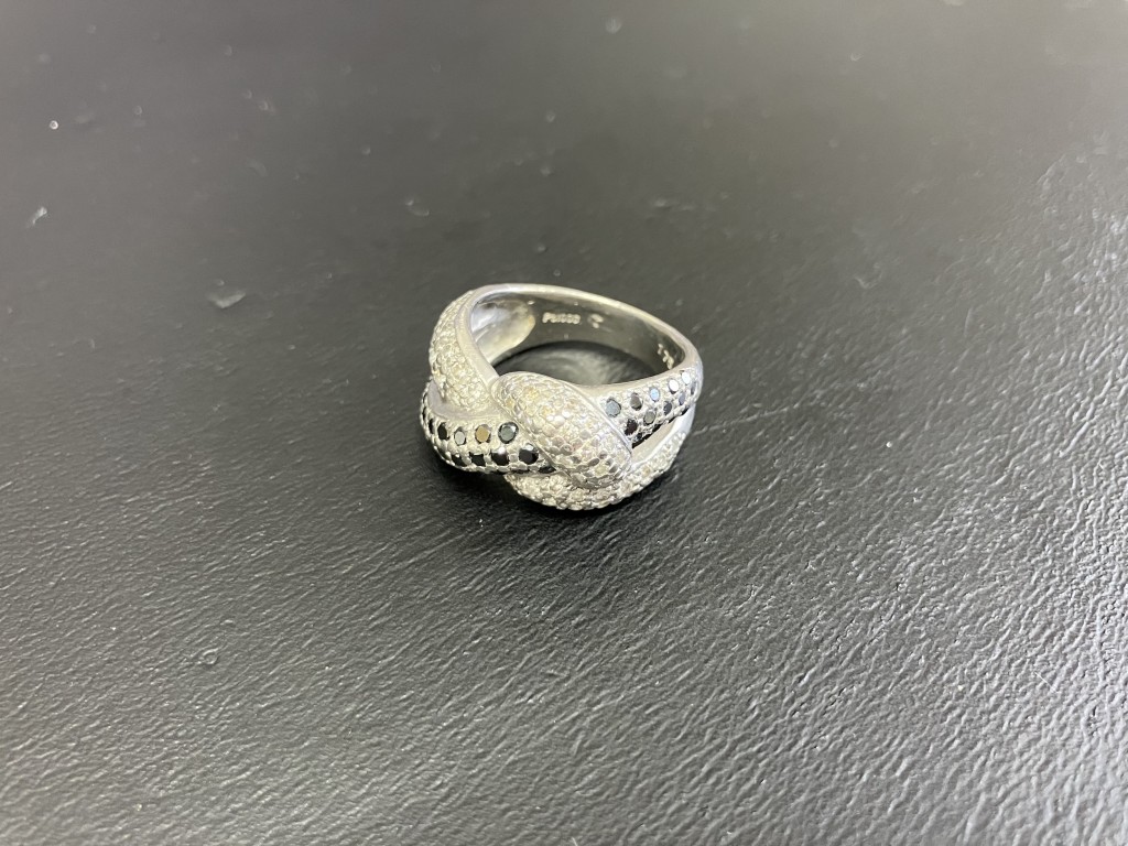 金買取/おたからや箕面店/プラチナ買取/ダイヤ買取/遺品整理/箕面市/池田市のお客様