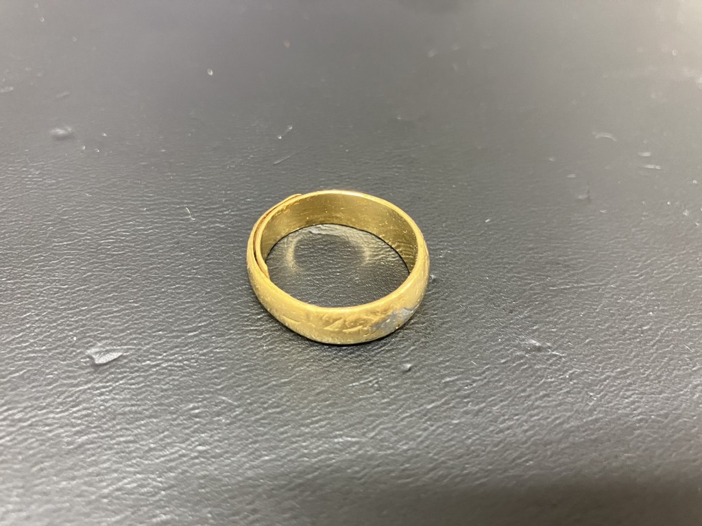 金買取/おたからや箕面店/プラチナ買取/遺品整理/箕面市/池田市/豊中市のお客様